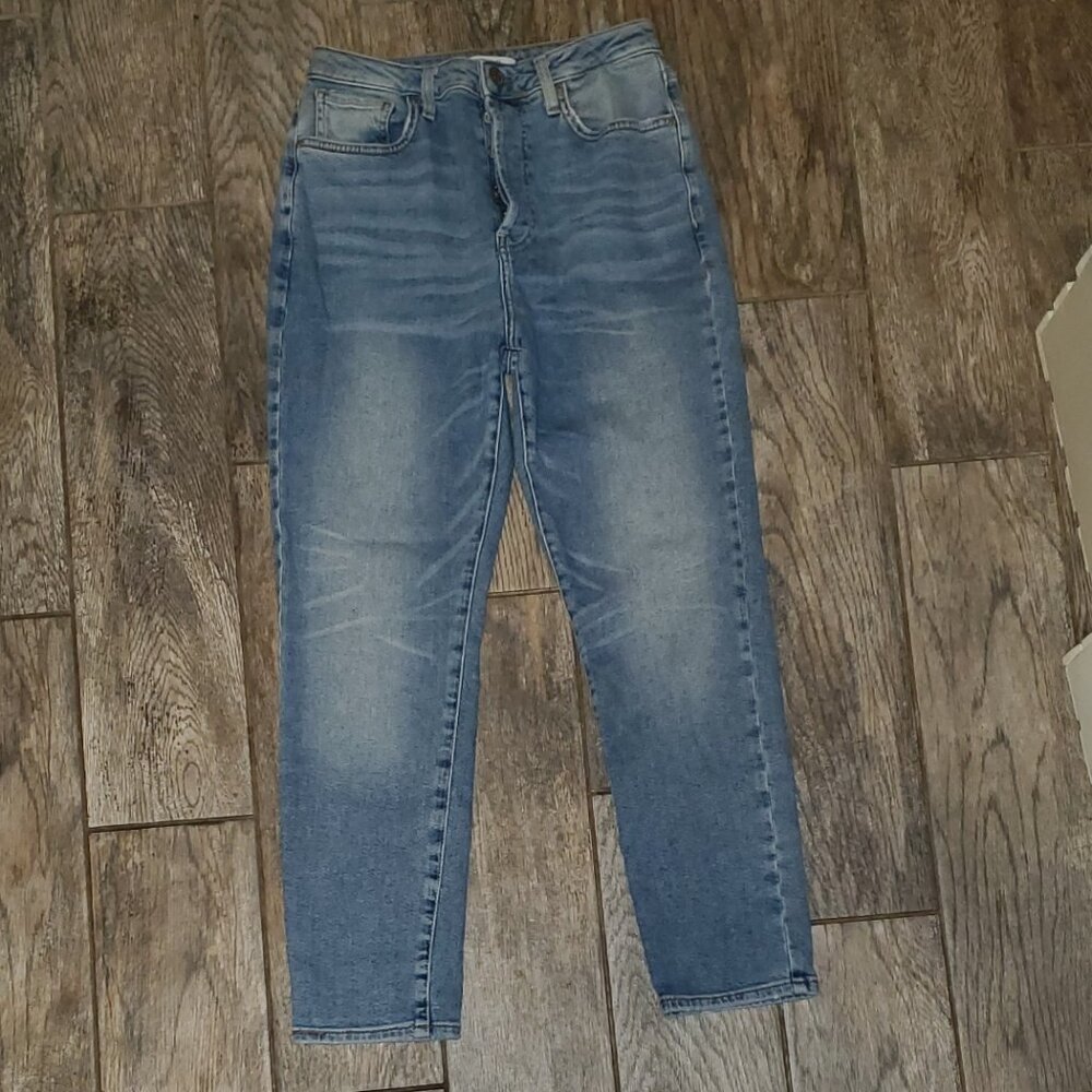 Forever 21 High Waist Straight Leg Jeans 28/27